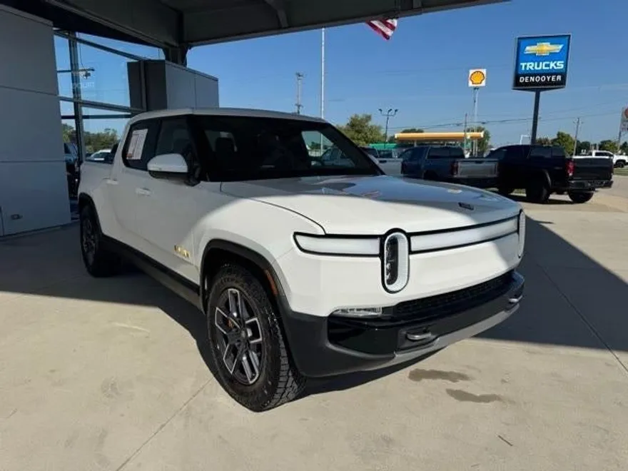 2022 Rivian R1T Launch Edition photo 1