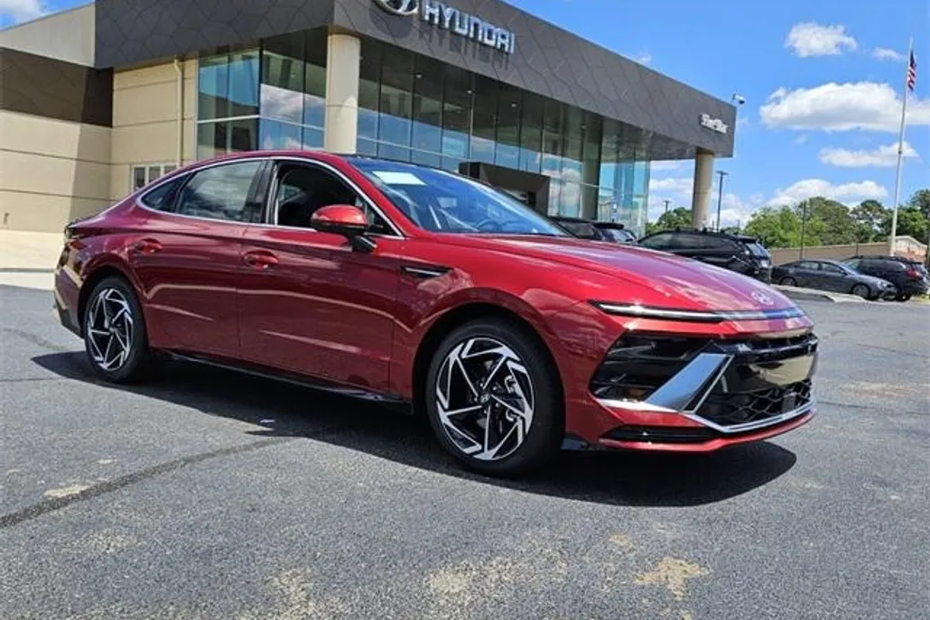 2025 Hyundai Sonata SEL Convenience photo 1