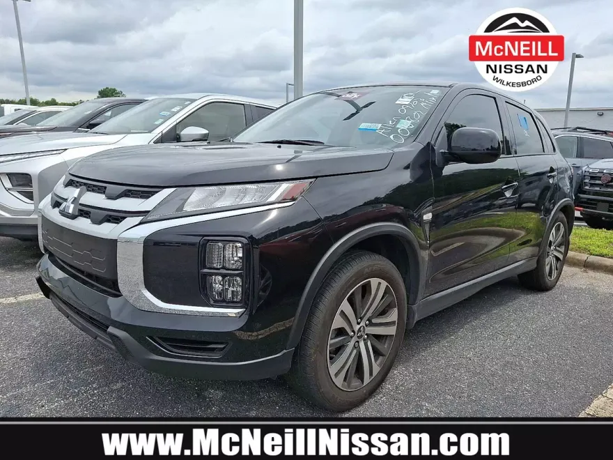 2024 Mitsubishi Outlander Sport ES photo 1