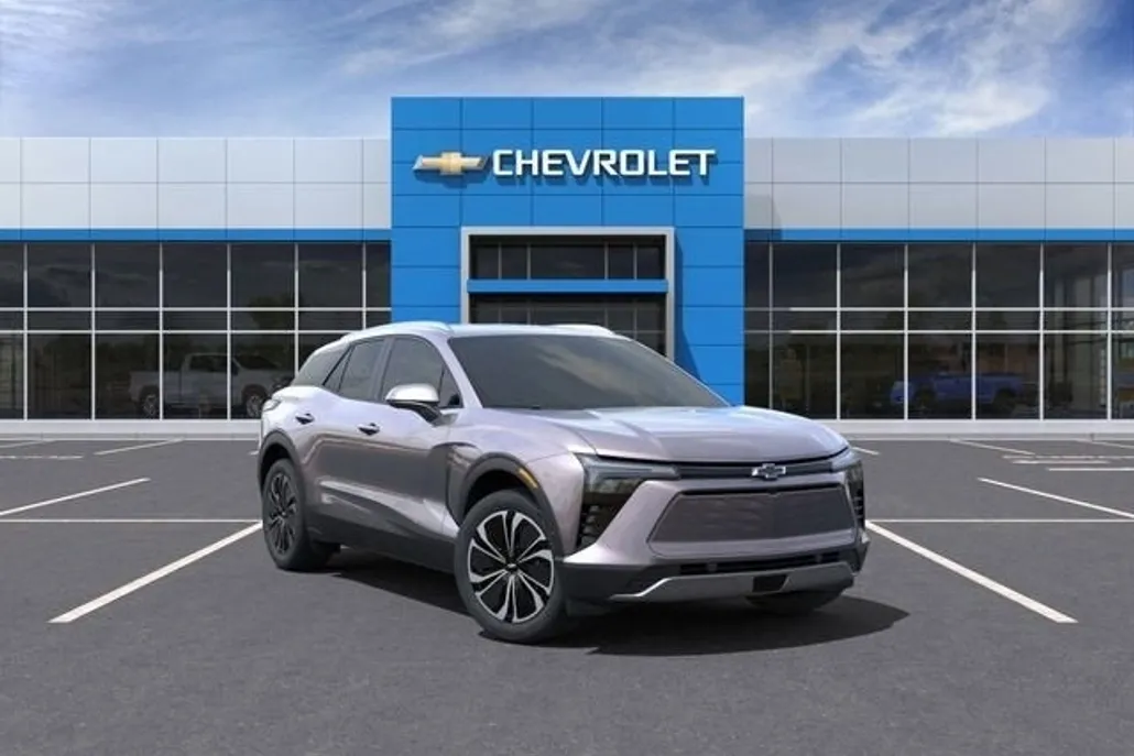 2025 Chevrolet Blazer EV photo 1