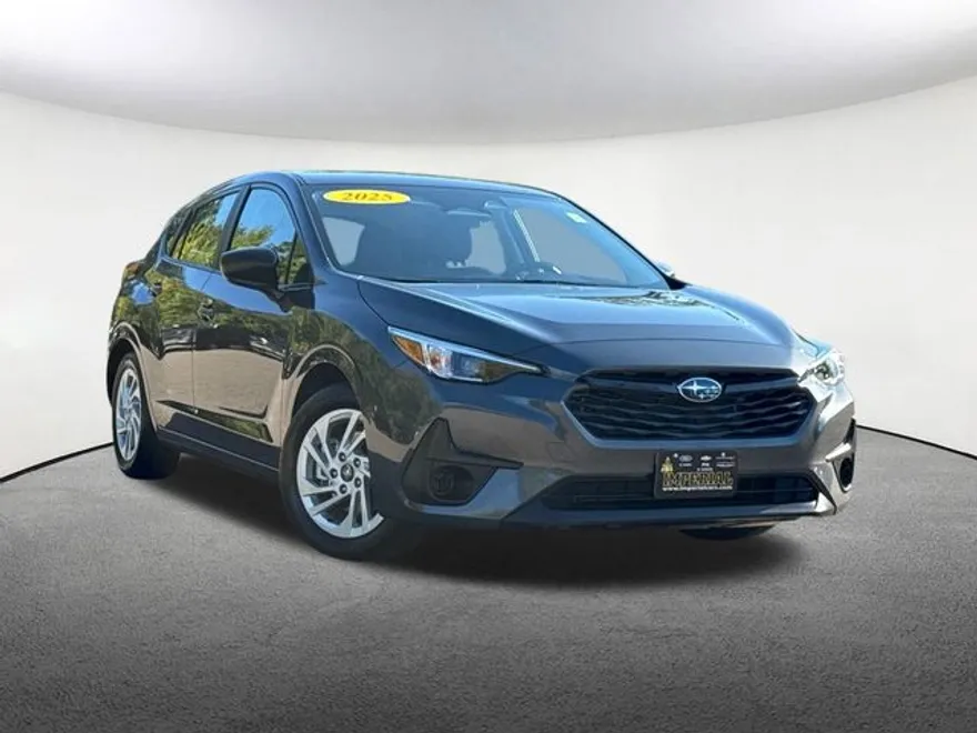 2025 Subaru Impreza Base photo 1