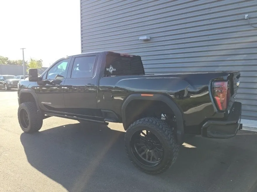 2024 Gmc Sierra HD AT4 photo 1