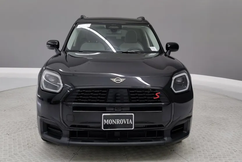 2025 Mini Countryman S ALL4 photo 1