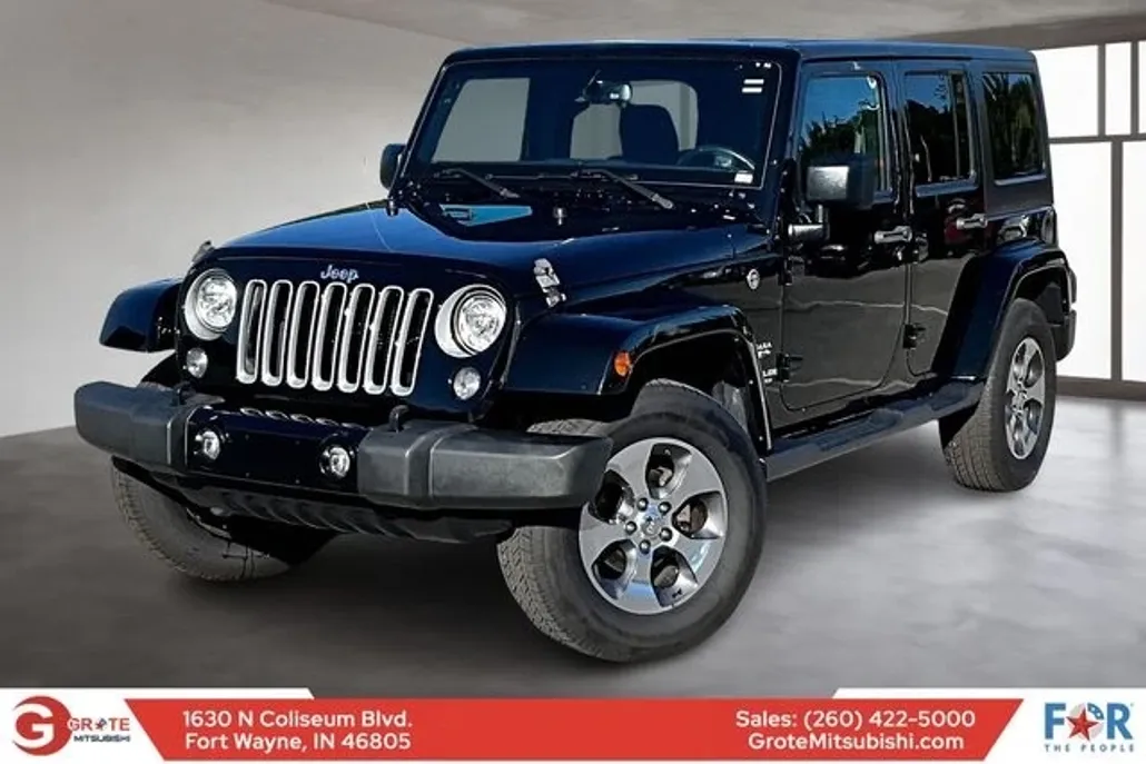 2017 Jeep Wrangler Unlimited Sahara photo 1