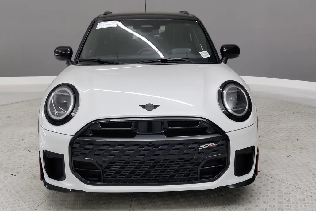 2026 Mini Cooper S Iconic photo 1