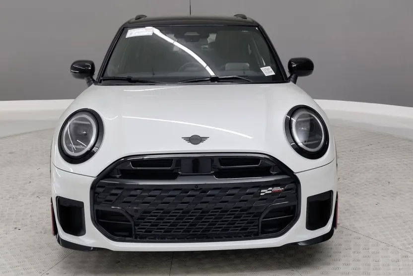 2026 Mini Cooper S Iconic photo 1