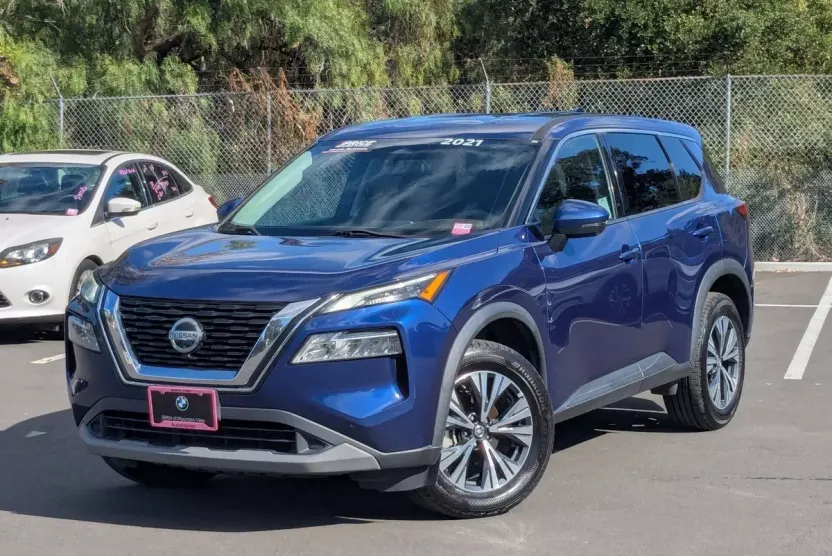 2021 Nissan Rogue SV photo 1