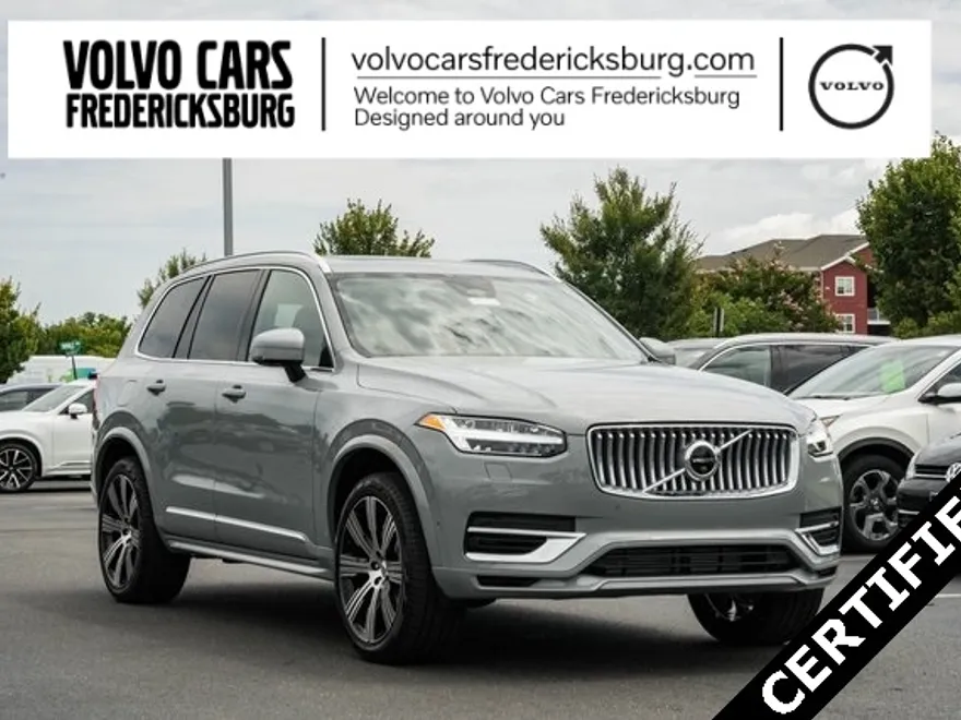 2025 Volvo XC90 Plus photo 1