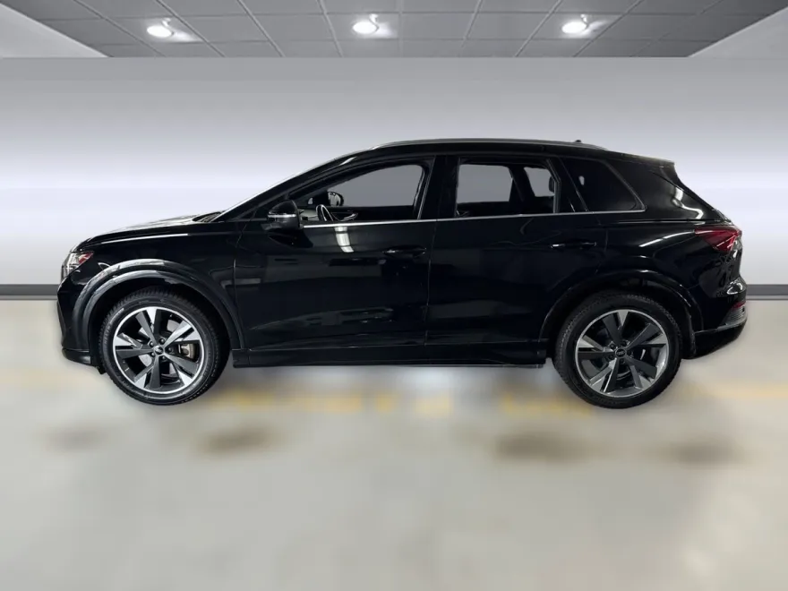 2022 Audi Q4 E-tron Premium photo 1