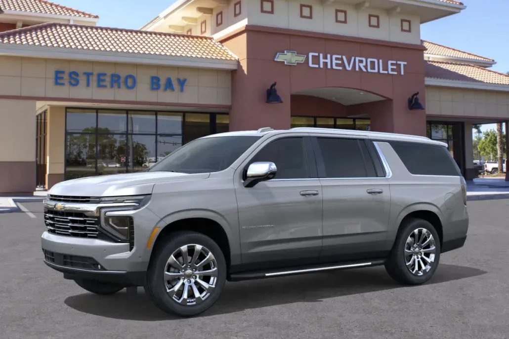 2025 Chevrolet Suburban Premier photo 1