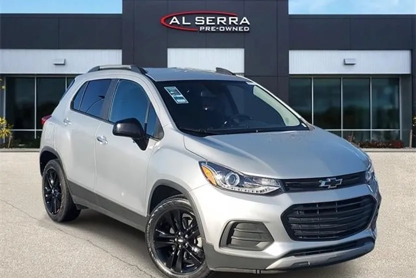 2020 Chevrolet Trax LT photo 1