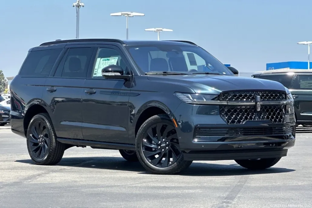 2025 Lincoln Navigator Reserve photo 1