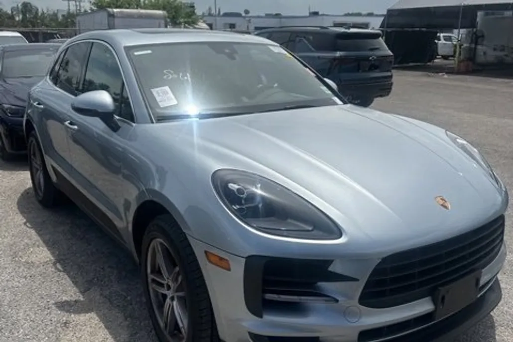 2021 Porsche Macan S photo 1