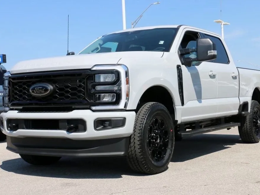 2026 Ford F-250 photo 1