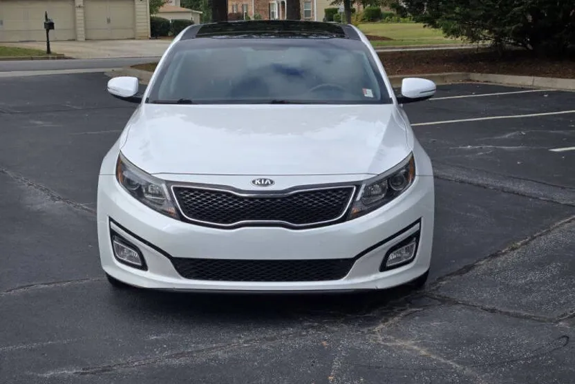 2015 Kia Optima EX photo 1