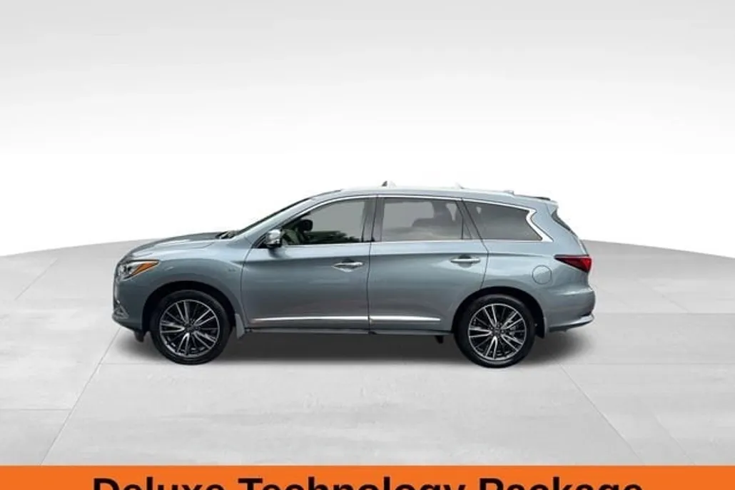 2018 Infiniti QX60 photo 1