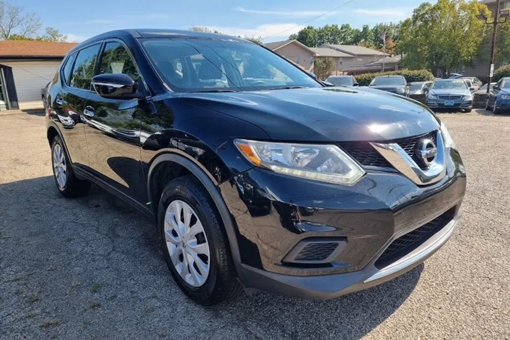 2015 Nissan Rogue S photo 1