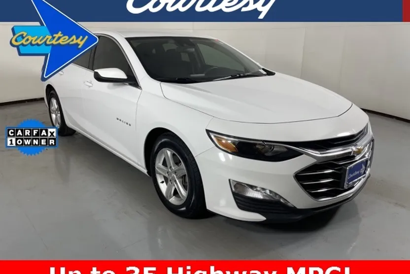 2023 Chevrolet Malibu 1LT photo 1