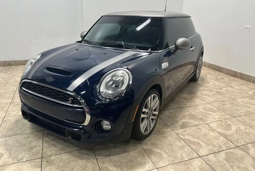 2017 Mini Cooper 2 Door S Hardtop photo 1