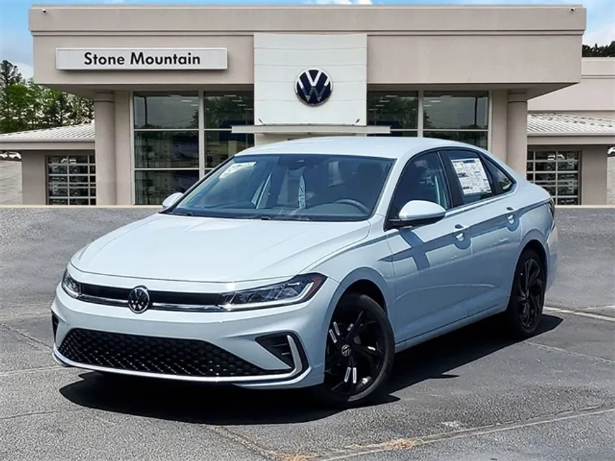 2025 Volkswagen Jetta SE photo 1