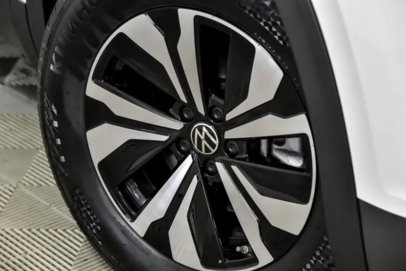 2026 Volkswagen Atlas SE Technology photo 1