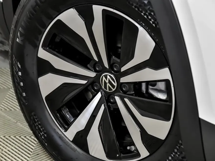 2026 Volkswagen Atlas SE Technology photo 1