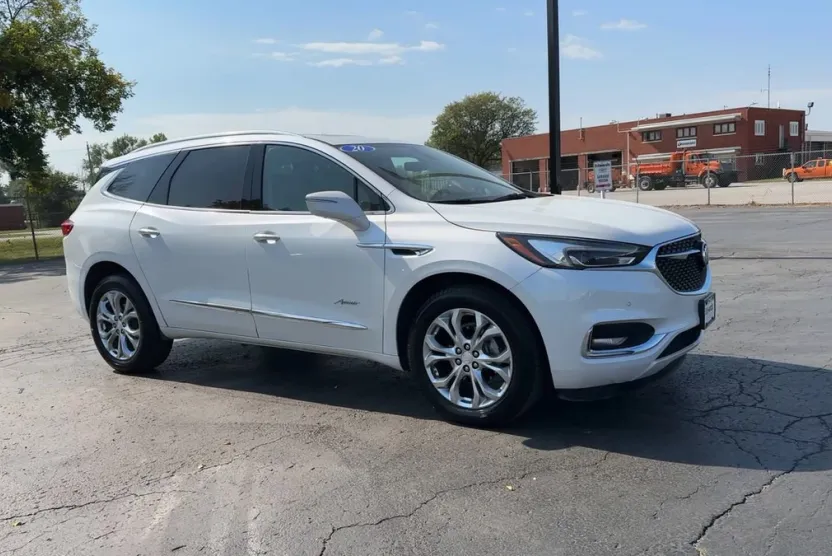 2020 Buick Enclave Avenir photo 1