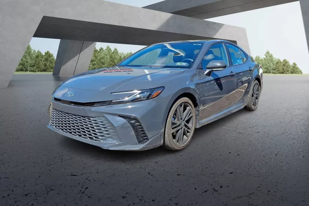 2025 Toyota Camry XSE photo 1