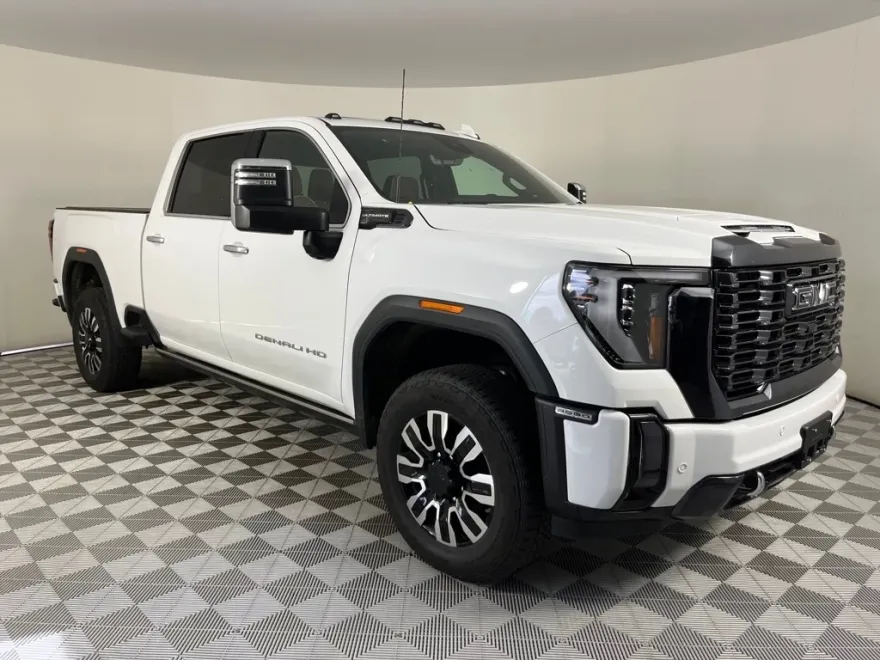 2024 Gmc Sierra 3500 HD Denali Ultimate photo 1