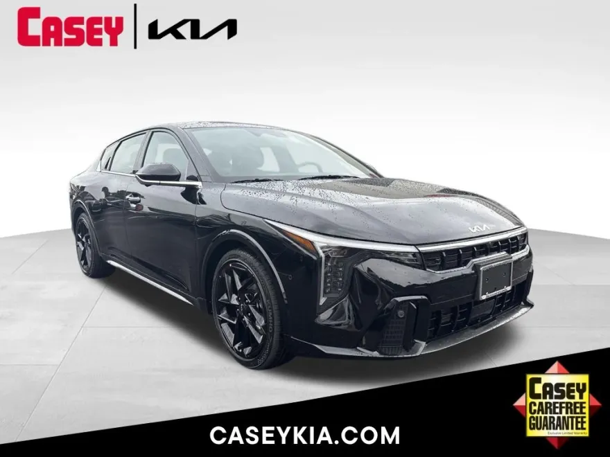 2025 Kia K4 GT-Line Turbo photo 1