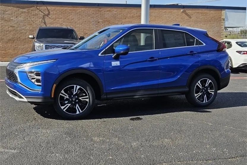2025 Mitsubishi Eclipse Cross SE photo 1