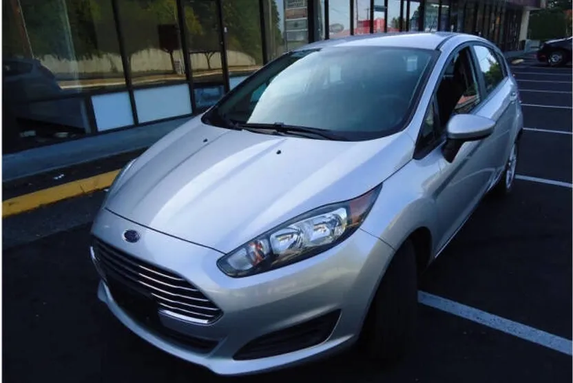 2018 Ford Fiesta SE photo 1
