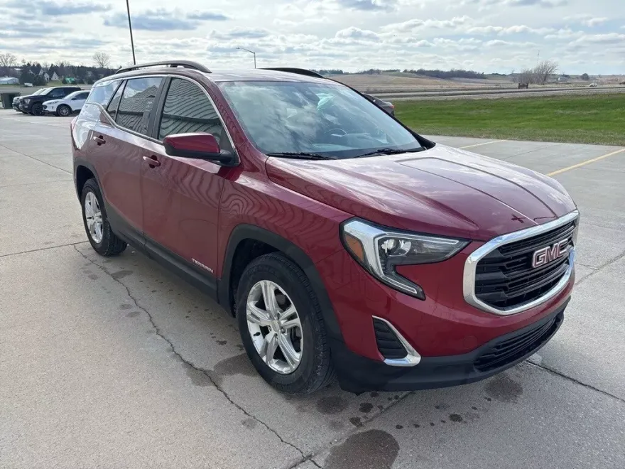 2021 Gmc Terrain SLE photo 1