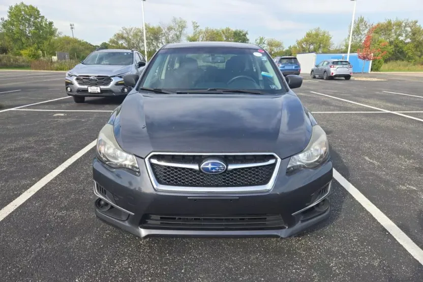 2015 Subaru Impreza 2.0i photo 1