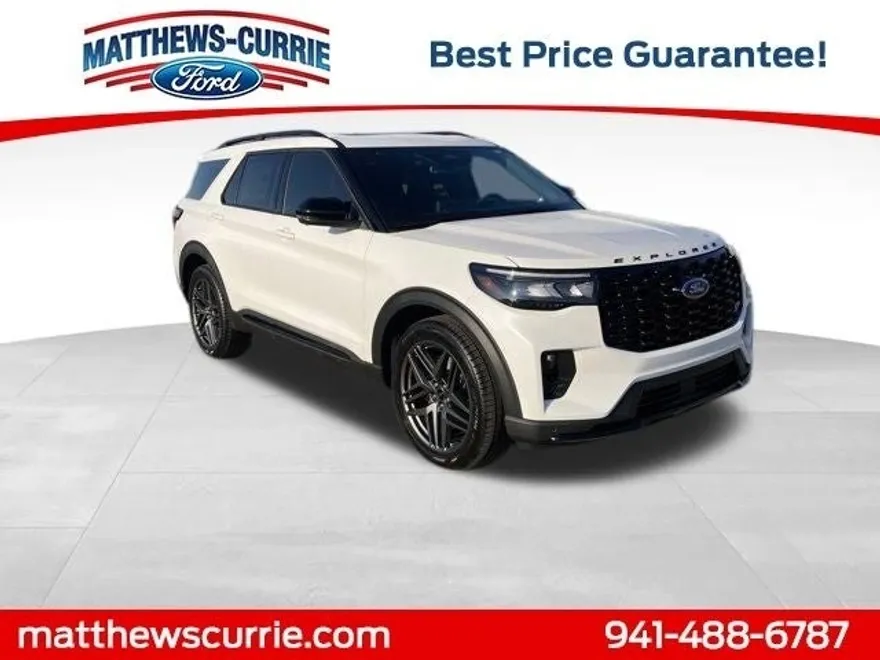 2025 Ford Explorer ST photo 1