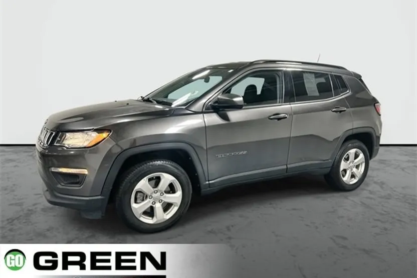 2021 Jeep Compass Latitude photo 1