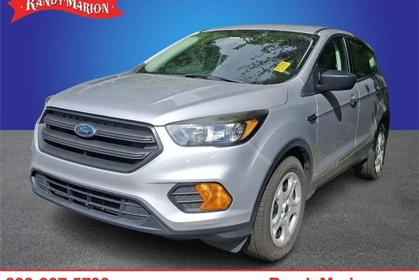 2019 Ford Escape S photo 1