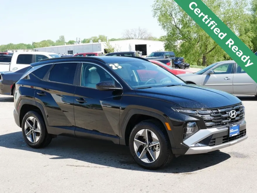 2025 Hyundai Tucson SEL photo 1