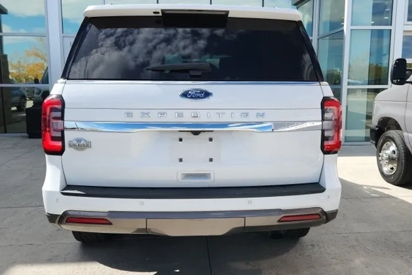2023 Ford Expedition King Ranch photo 1