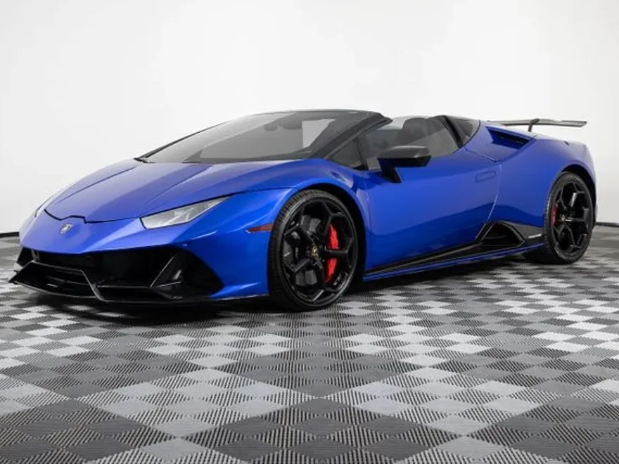 2020 Lamborghini Huracan Evo Spyder photo 1