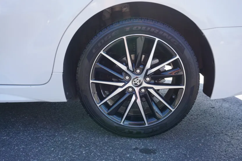 2024 Toyota Camry SE photo 1