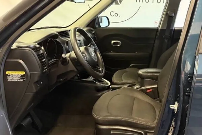 2017 Kia Soul Plus photo 1
