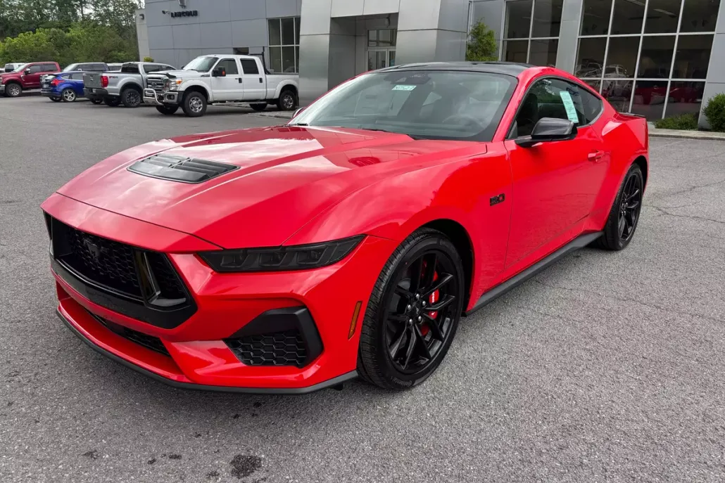 2025 Ford Mustang GT Premium photo 1