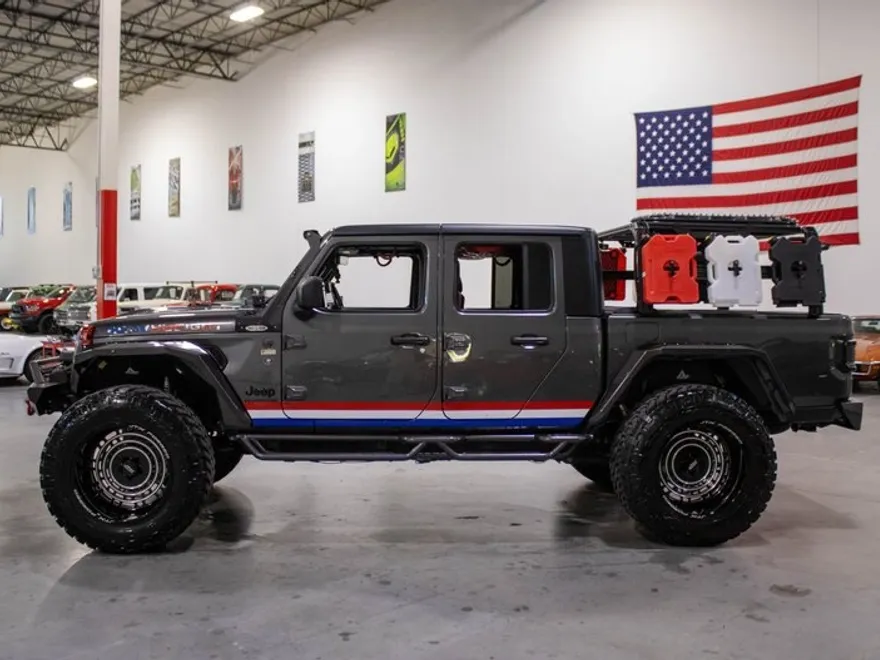 2022 Jeep Gladiator Sport S photo 1