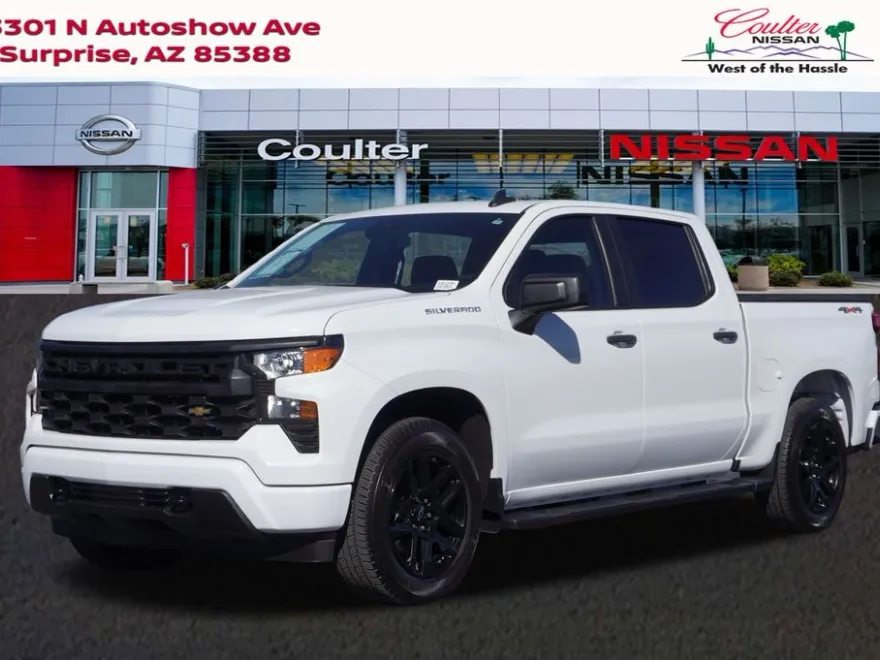 2024 Chevrolet Silverado 1500 Custom photo 1
