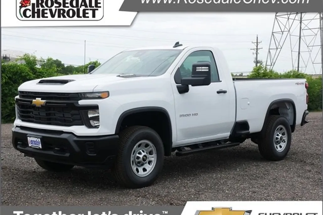 2025 Chevrolet Silverado 3500HD photo 1