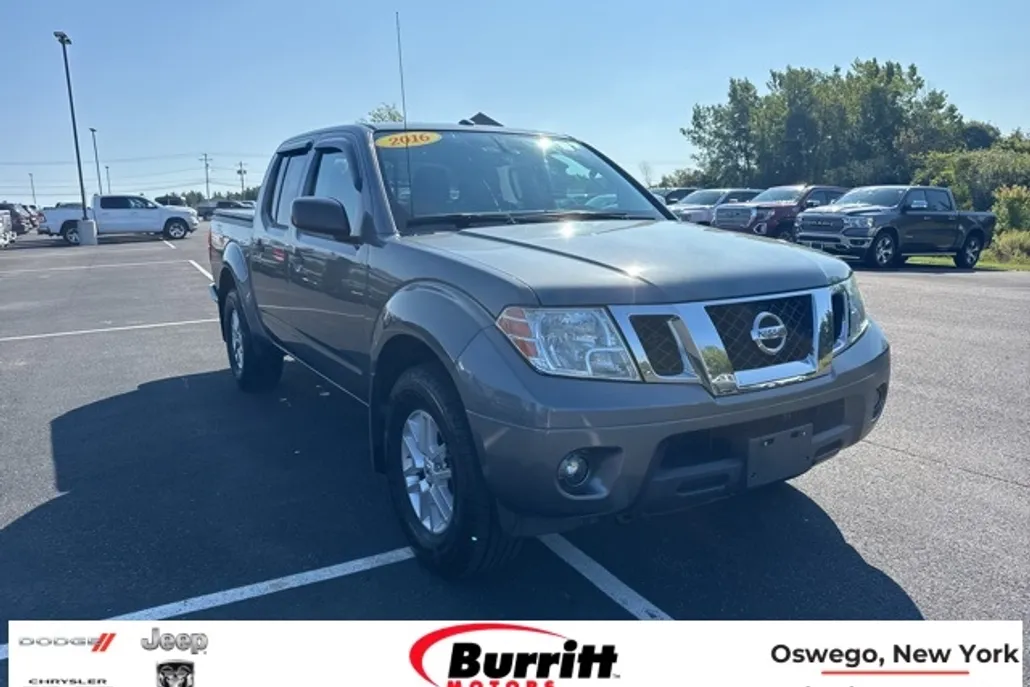 2016 Nissan Frontier SV photo 1