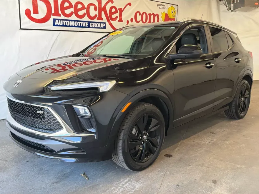 2024 Buick Encore GX Sport Touring photo 1