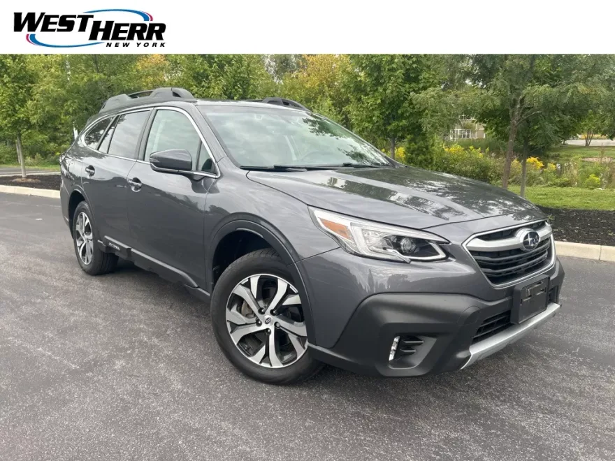 2022 Subaru Outback Limited photo 1