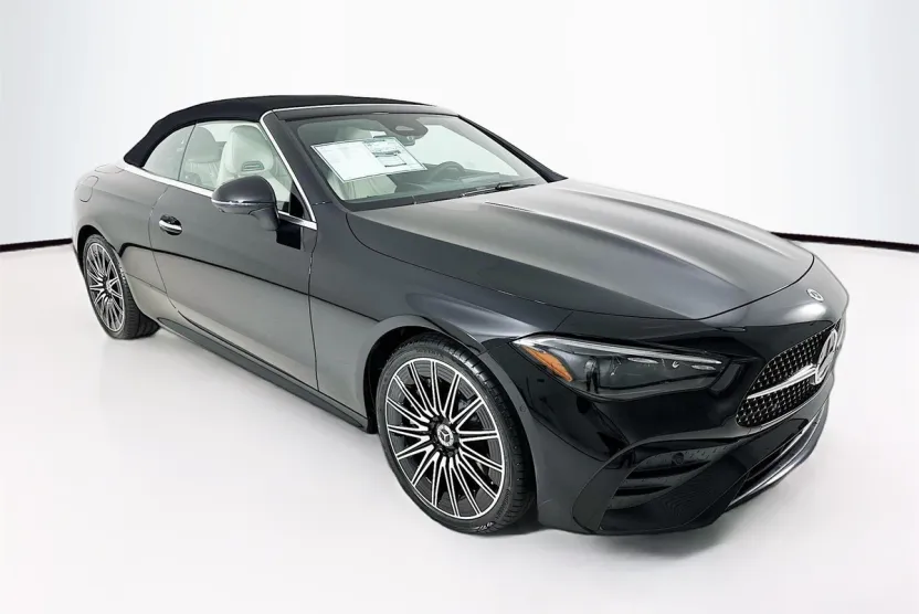 2026 Mercedes Benz CLE 450 4MATIC photo 1